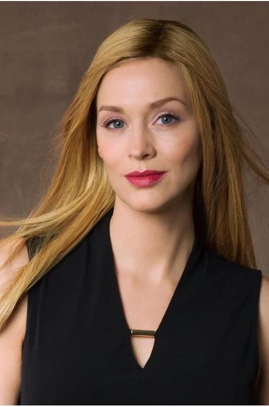 Echthaarperücke Belle Madame: Anastasia Long large RH sicht von vorne.
