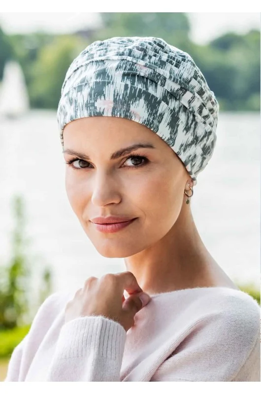 Τουρμπάν Belle Madame Basic Bamboo 910-69 Ikat-Print μπροστινή όψη. Τουρμπάν Belle Madame Basic Bamboo 910-69 Ikat-Print μπροστινή όψη.