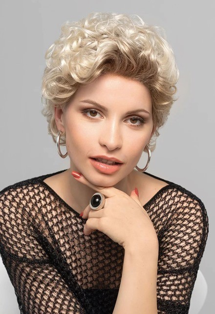 Συνθετική περούκα Gisela Mayer: Celina Lace μπροστινή όψη.