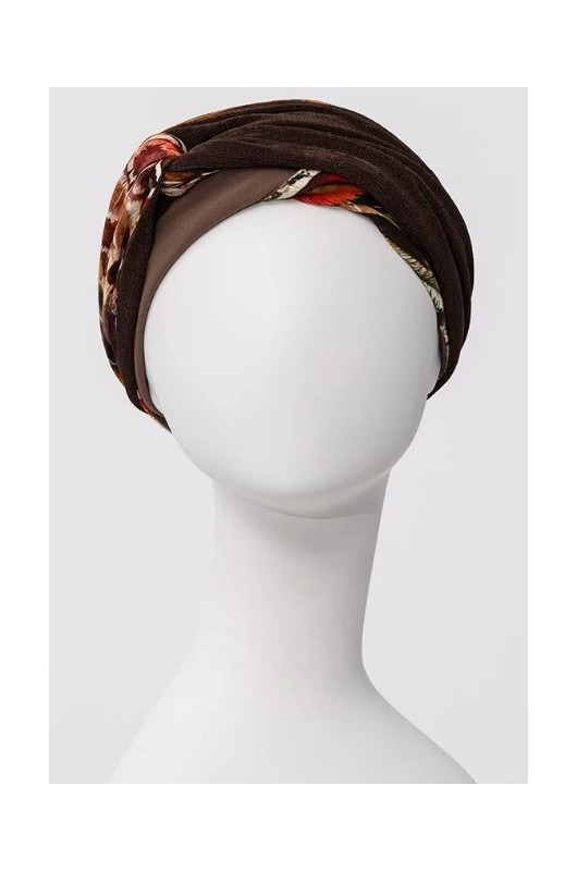 Das beeindruckende Kopftuch Christine HocNoya Tribal Feathers mit mehrlagigen Bändern und Boho-Stil.