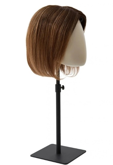 Το Γυναικείο Φυσικό Ποστίς REMY MONO TOPPER SHORT χαρίζει 35cm μήκος με 100% Remy τρίχα.